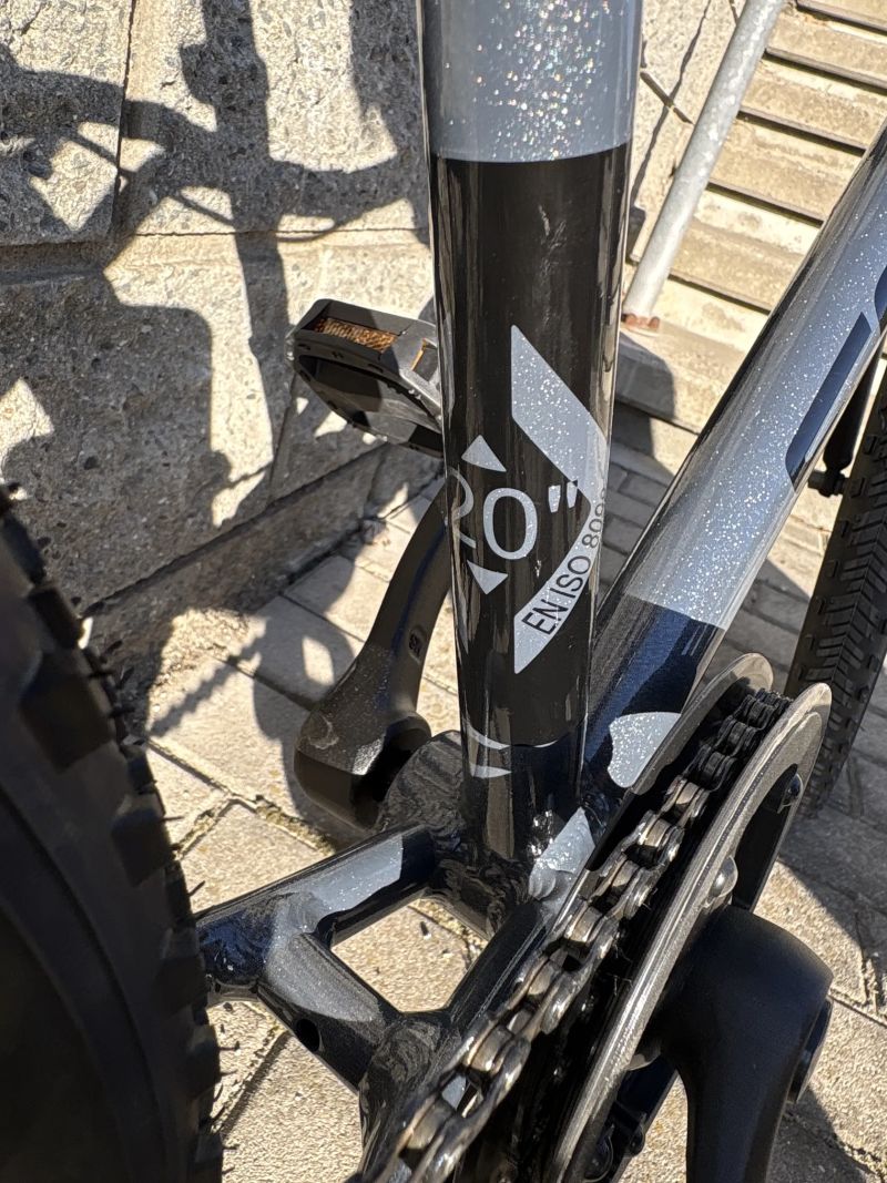 SCUD 20'' GRIPSHIFT 1x7 V-brake - šedá - nové