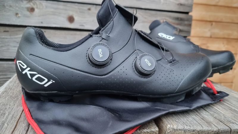 MTB tretry EKOI Perf XC R4 černé