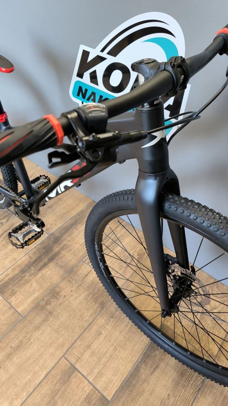 MRX Barbus Face 27,5 DEORE 1x10 černo-červený XS
