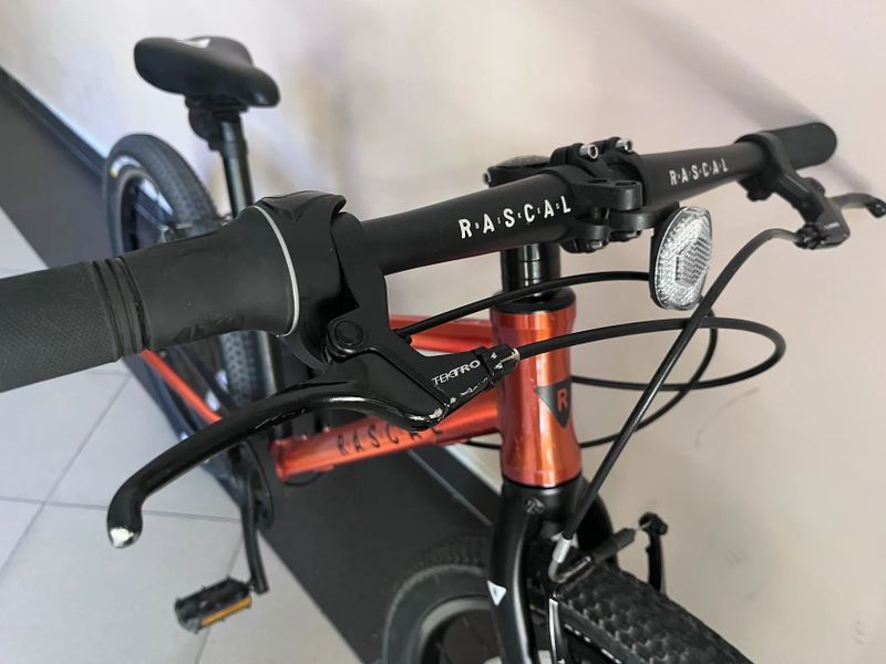Dětské lehké kolo Rascal 20"