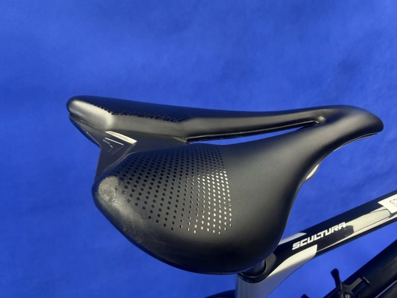 Merida Scultura 6000 Di2 elektrické řaz. 2x12 - kolo číslo 63 vel. M (54cm) pro postavy 175 - 182cm