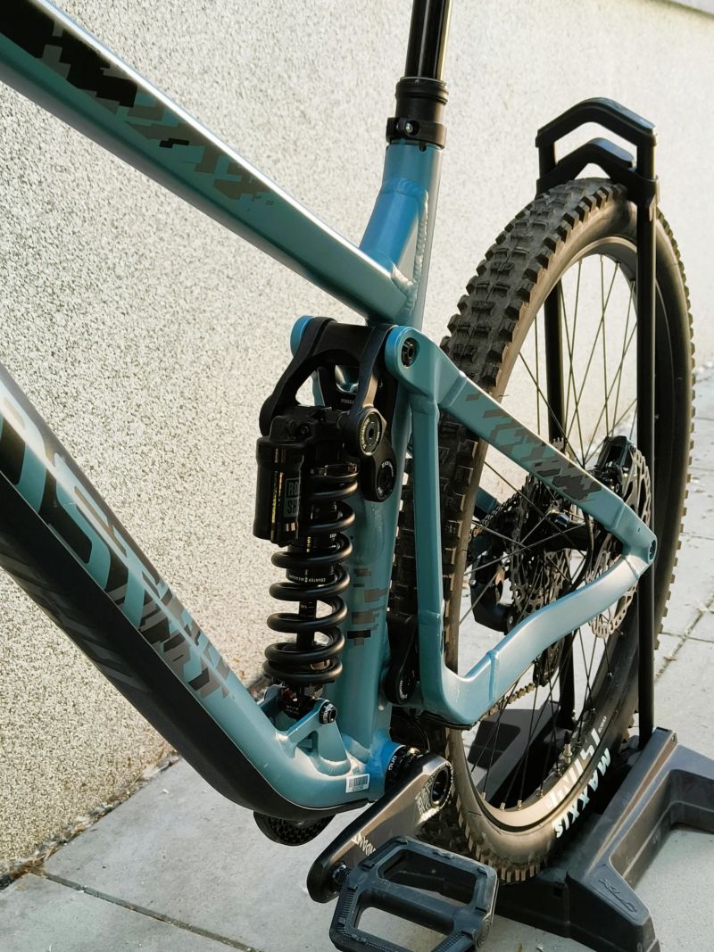 GHOST RIOT EN Enduro vel. XL, 29", zdvihy 170/160 mm, Zánovní