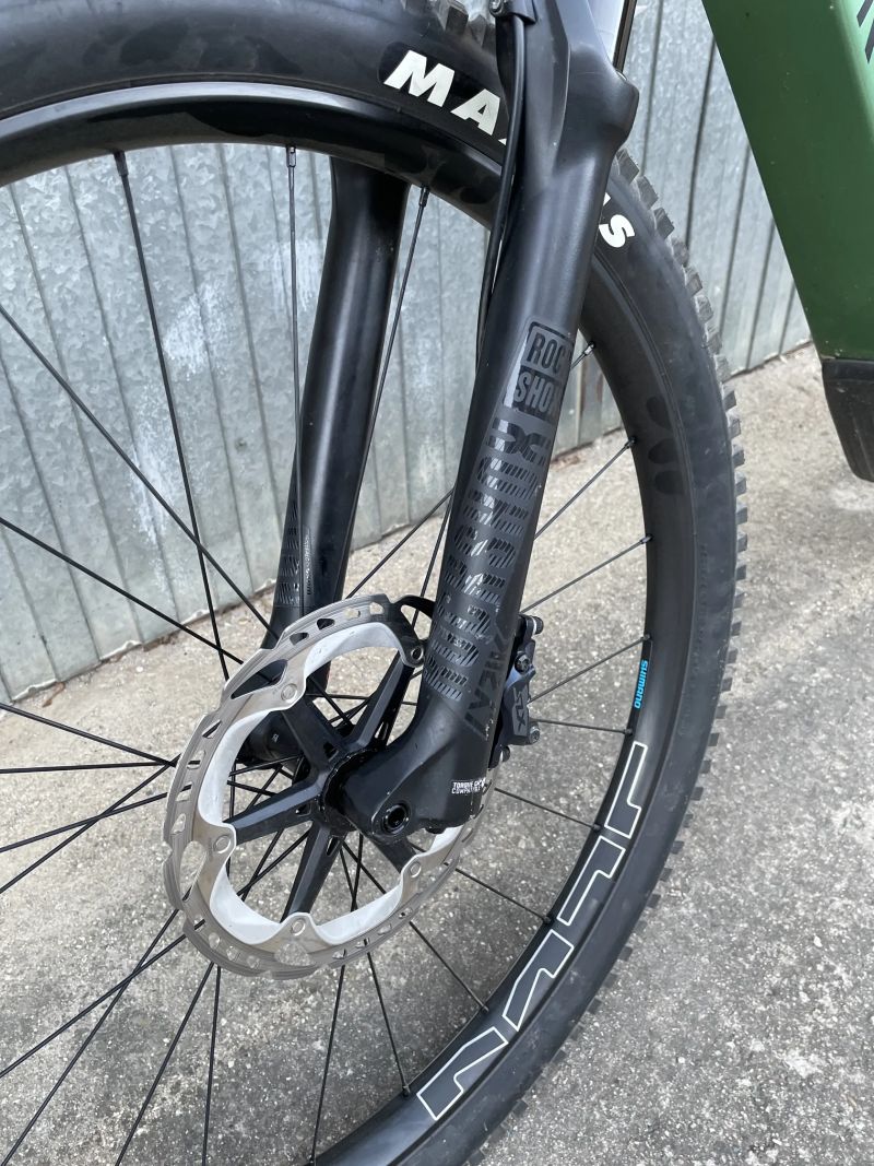 Canyon Spectral:ON CF8 900Wh