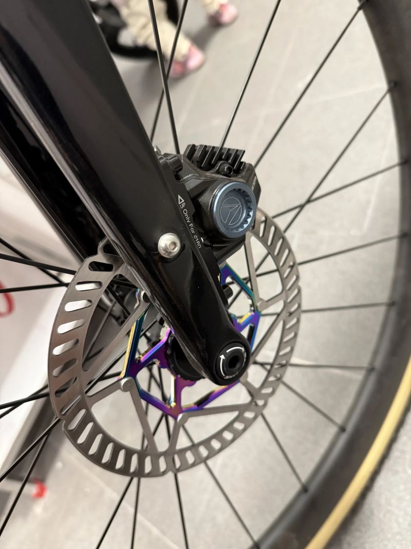 Gravel carbon