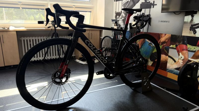 Colnago COLNAGO V4Rs – Dura-Ace Di2 12s, karbonová kola CDR351, Wattmetr Shimano dual