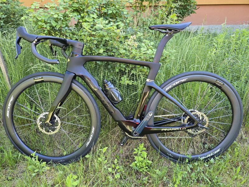 Pinarello Dogma F