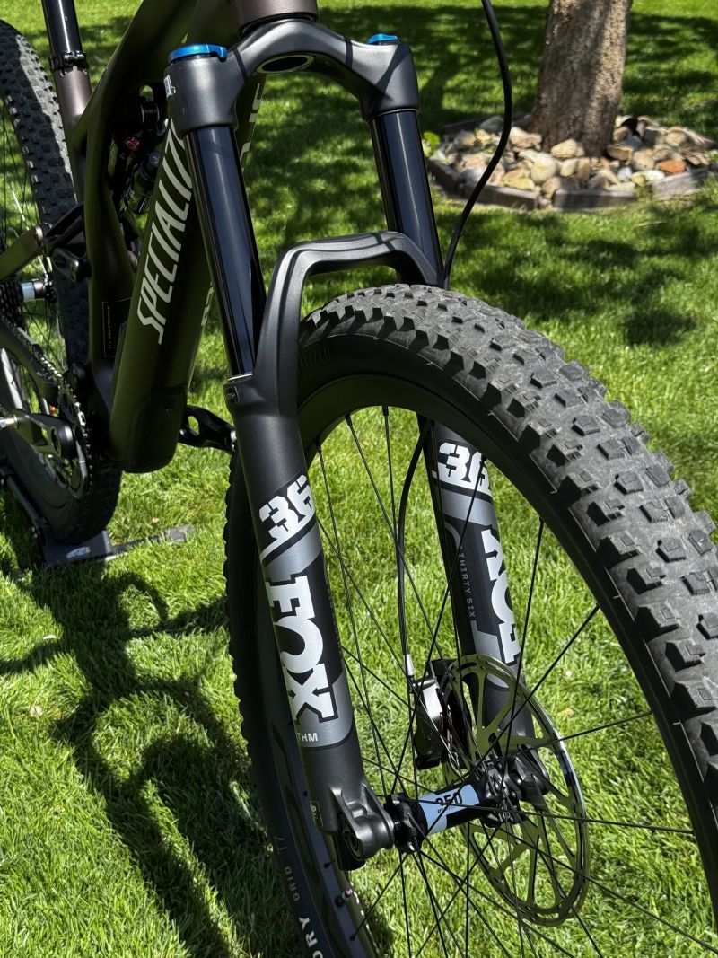 Specialized Stumpjumper Evo "Comp" 2024 - S4 ⎮ + SRAM X0 T-Type ⎮+ Roval Control SL ⎮ TOP stav.