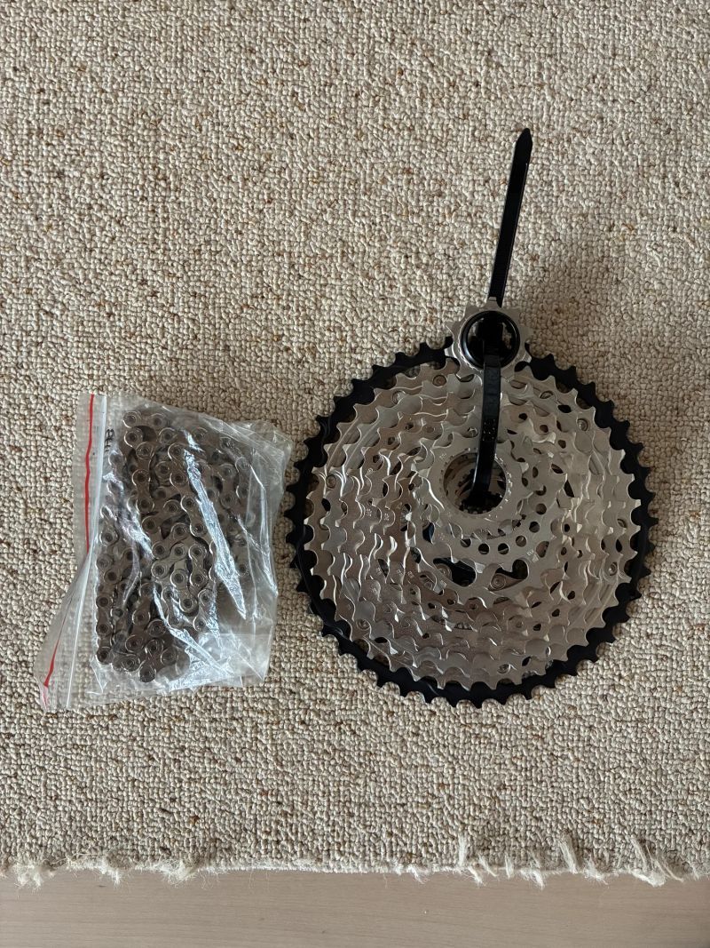 Shimano GRX 12s kazeta + řetěz