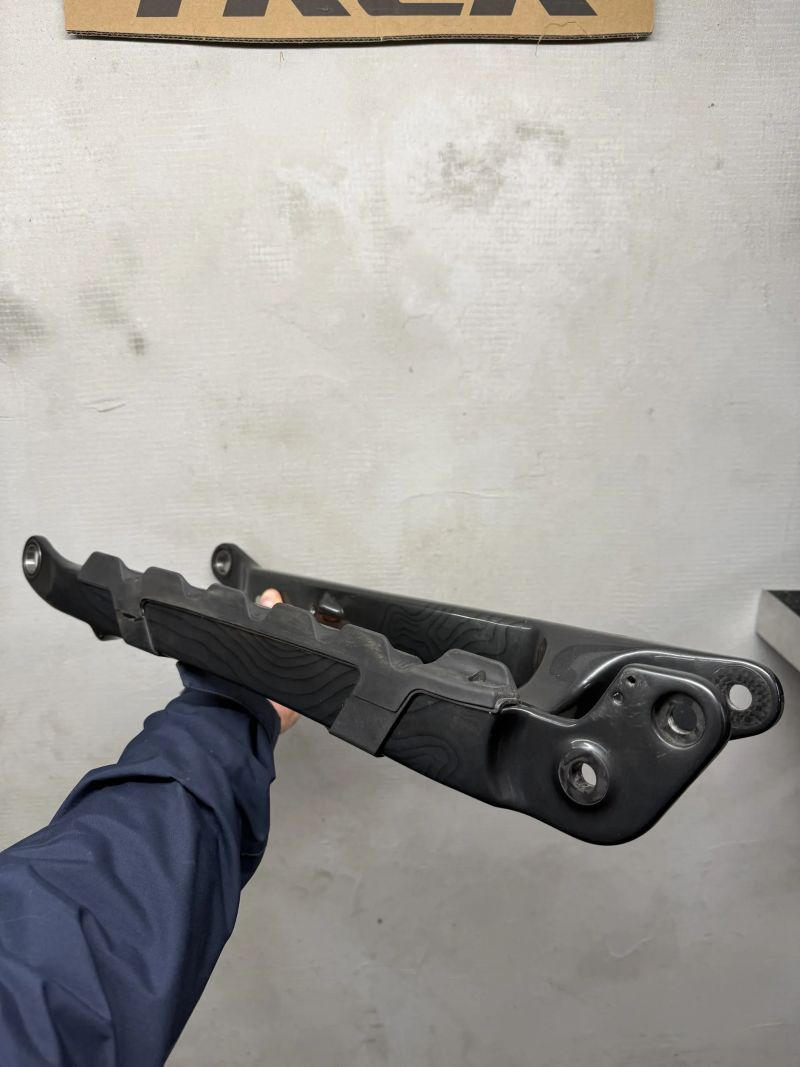 Trek Slash zadní stavba gen 6