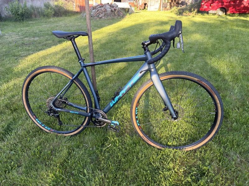🚴‍♂️ WHYTE FRISTON V2 – gravel, co tě bude nutit jezdit dál a dál
