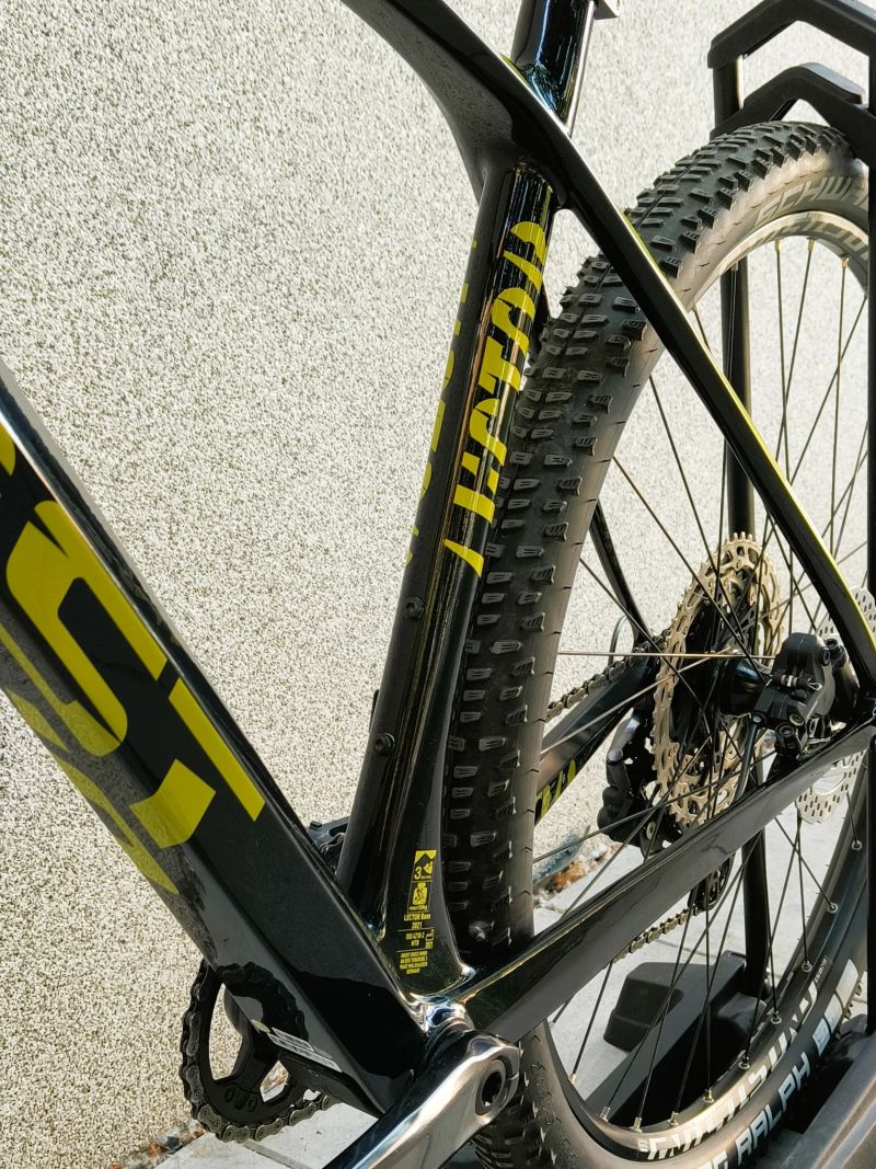 Ghost LECTOR LC carbon vel. L 29" 2021 ZÁNOVNÍ STAV!