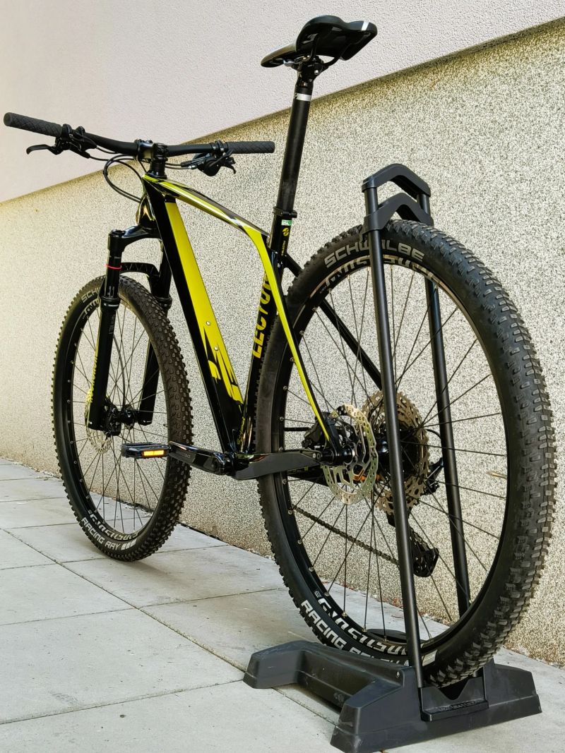 Ghost LECTOR LC carbon vel. L 29" 2021 ZÁNOVNÍ STAV!