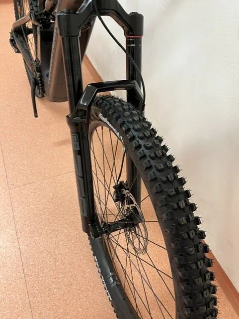 Prodám e-bike Cannondale Moterra Carbon 2, 29“ Bosch CX 5.gen, model 2025 velikost L 