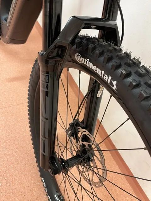 Prodám e-bike Cannondale Moterra Carbon 2, 29“ Bosch CX 5.gen, model 2025 velikost L 