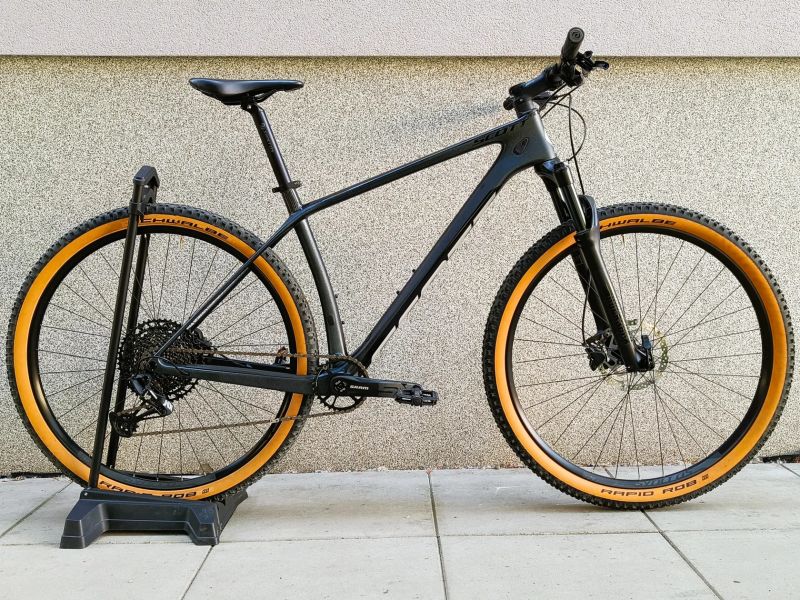 Scott Scale 940 vel. L carbon 29" 2021 TOP STAV