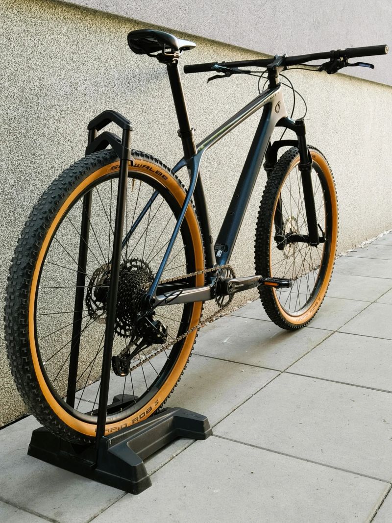 Scott Scale 940 vel. L carbon 29" 2021 TOP STAV