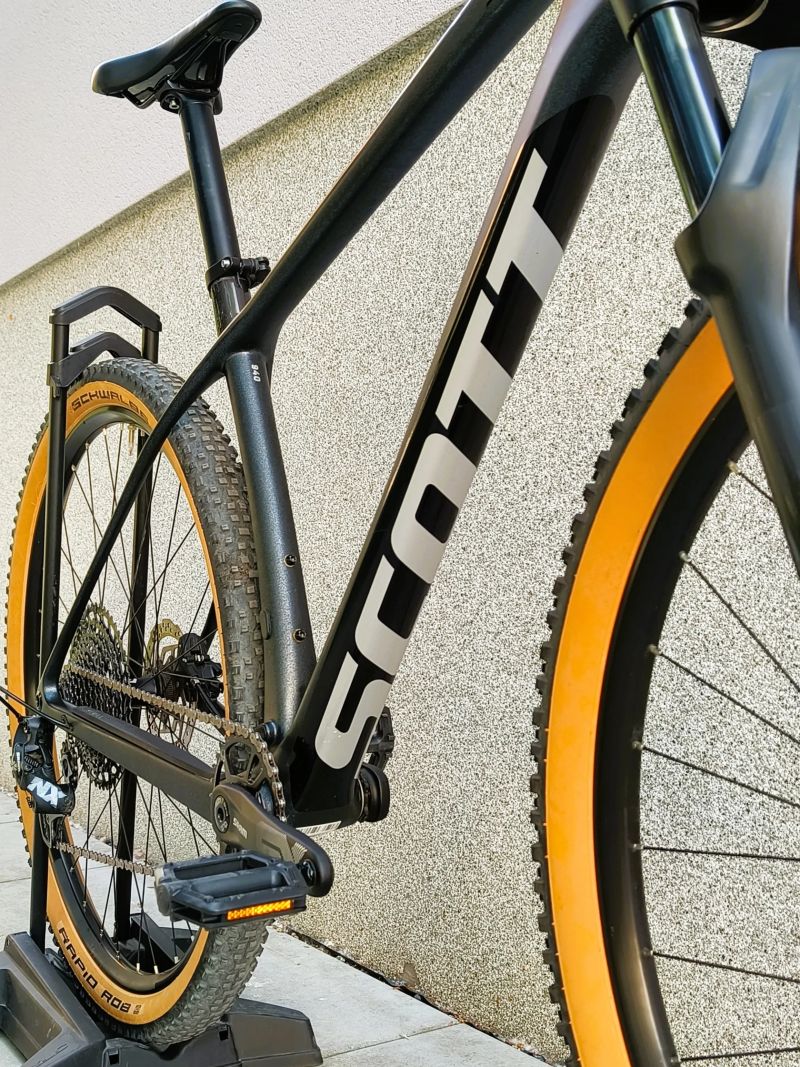 Scott Scale 940 vel. L carbon 29" 2021 TOP STAV