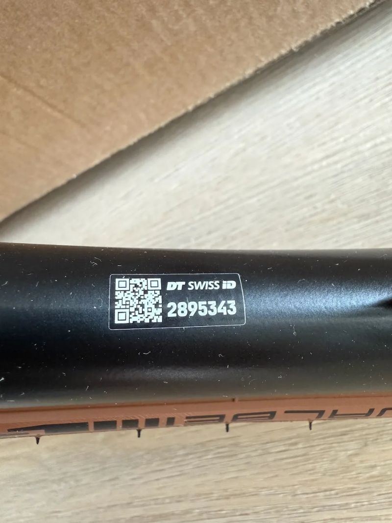 Nová DT Swiss G 1800 25 Spline DB 28" gravel vypletená kola