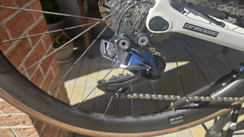 Canyon Ultimate CF SLX 9.0 Di2 Dura-Ace