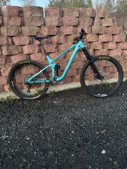Cube Cube Stereo ONE77 Race