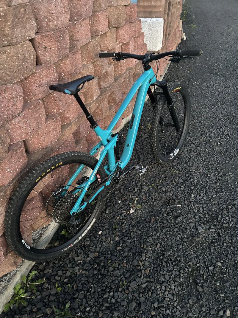 Cube Cube Stereo ONE77 Race