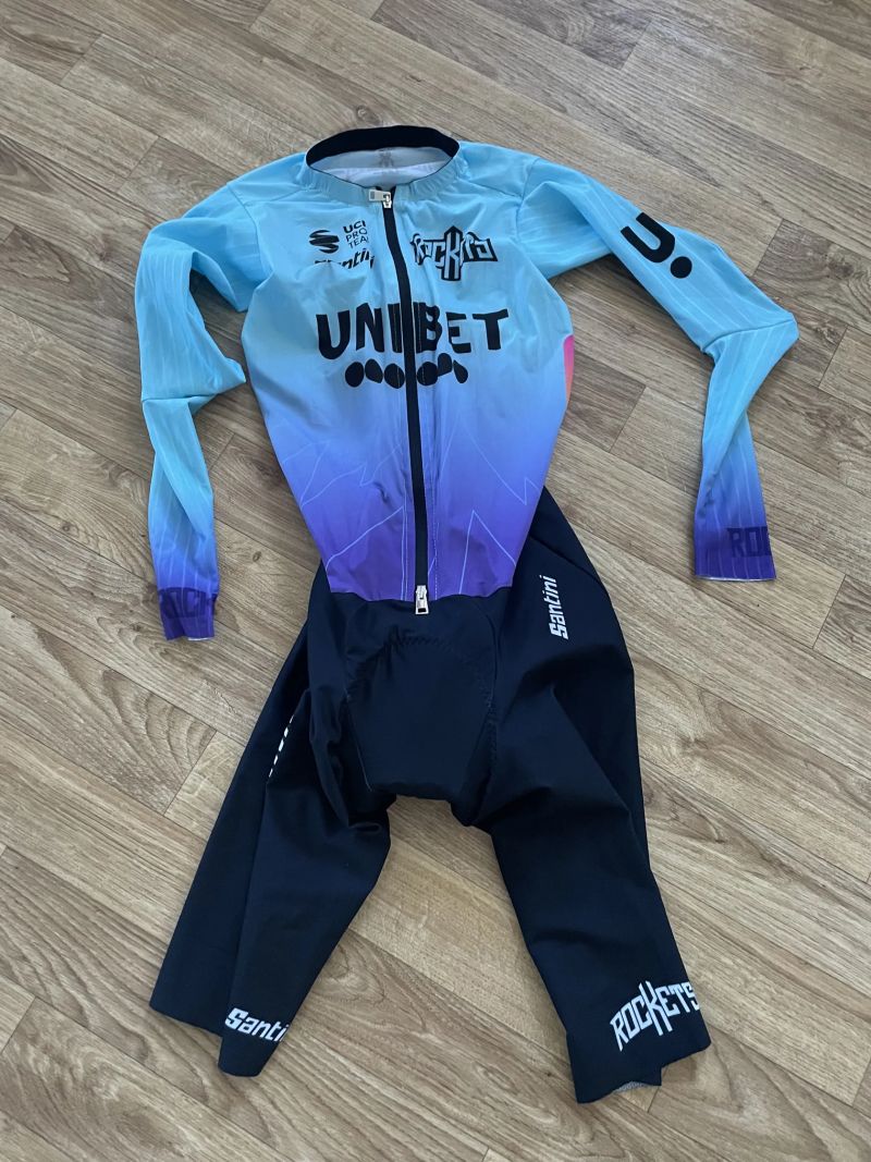Santini Unibet kombinéza dl.rukáv