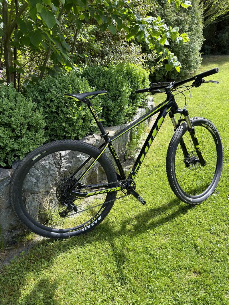 Scott Scale 980