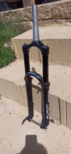 SR Suntour Auron 160
