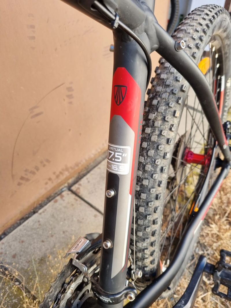 Trek 4500 - starší horské kolo