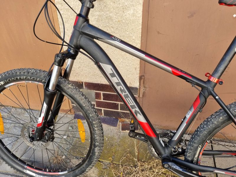 Trek 4500 - starší horské kolo