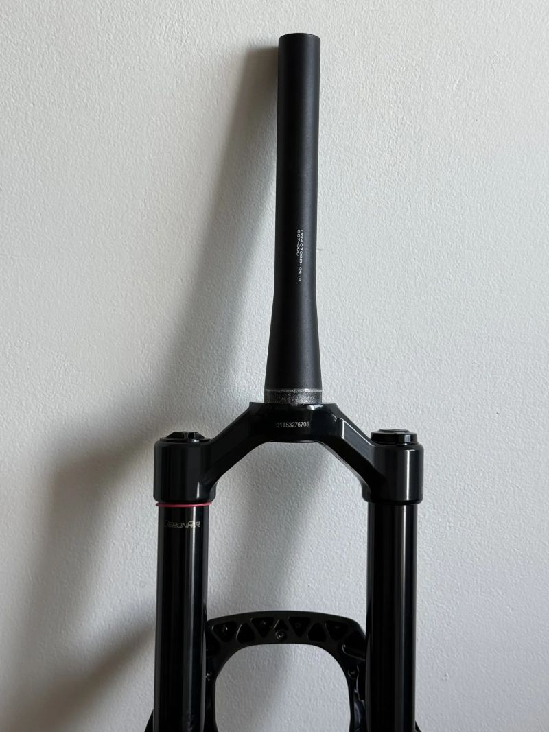RockShox Lyrik Base 2025 – 160mm, 29” | NOVÁ, nepoužitá