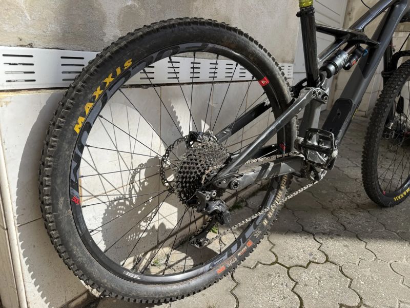Specialized Enduro 29" carbon