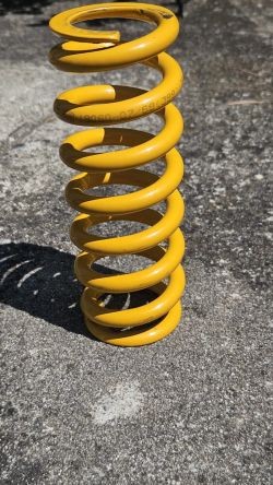 Prodám pružinu Ohlins 388 lb/in x 75 mm