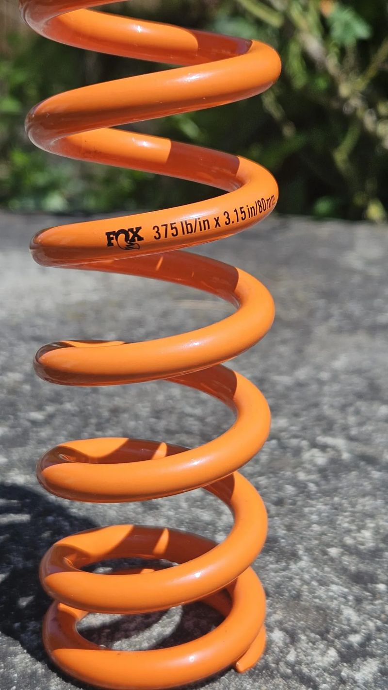 Prodám pružinu Fox SLS 375 lb/in x 3.15 in / 80 mm