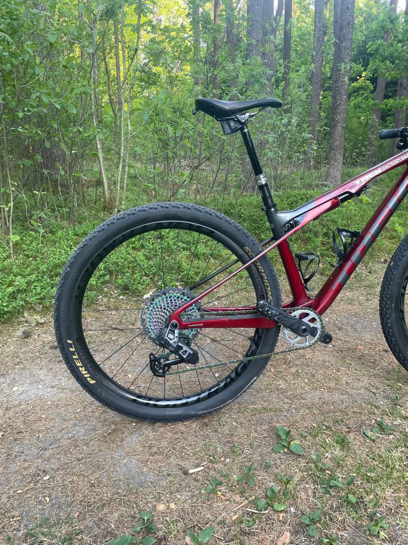 Trek SUPERCALIBER 9.7
