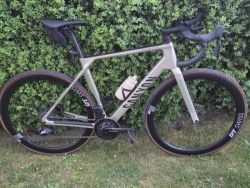 Canyon Endurace CF SLX 8 AXS Aero