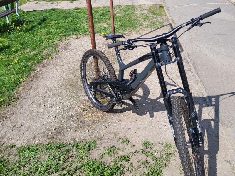 YT Industries Tues