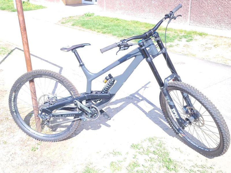 YT Industries Tues