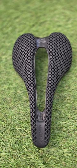 Selle Italia SLR Boost 3D Carbonio Superflow.