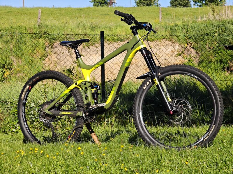 Giant Reign 1 carbon