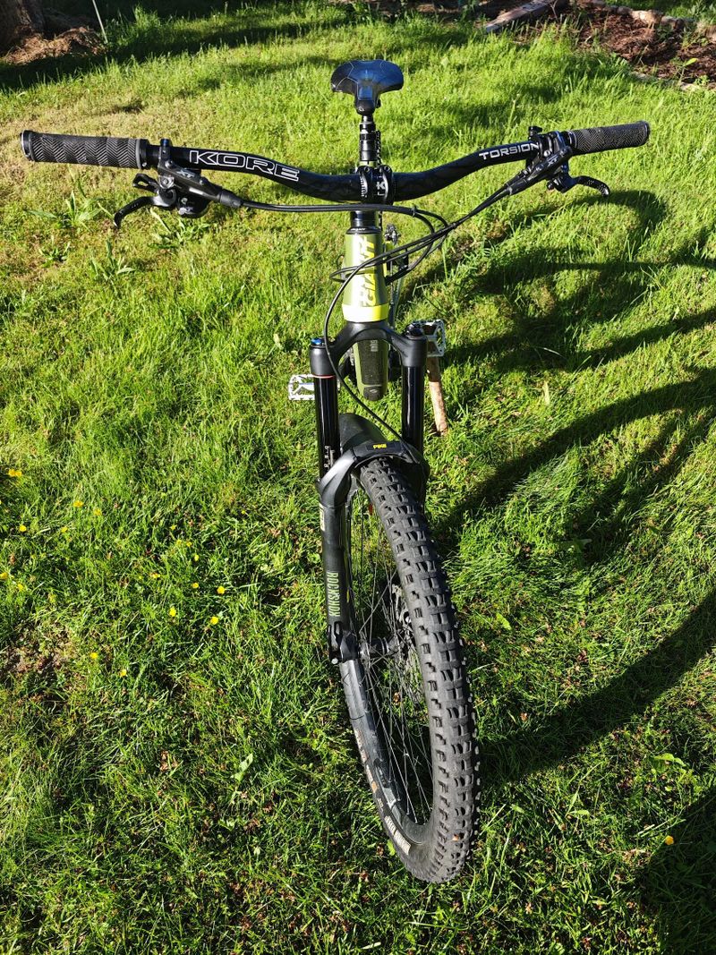 Giant Reign 1 carbon