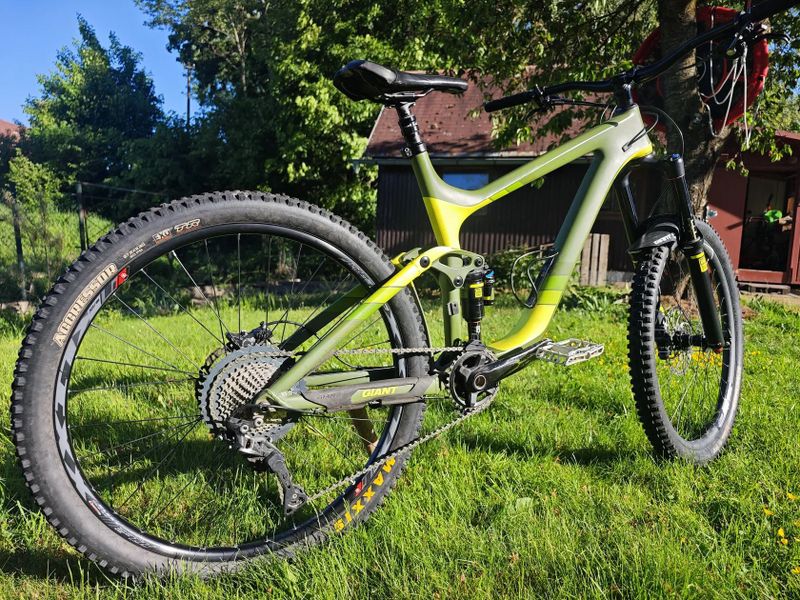 Giant Reign 1 carbon