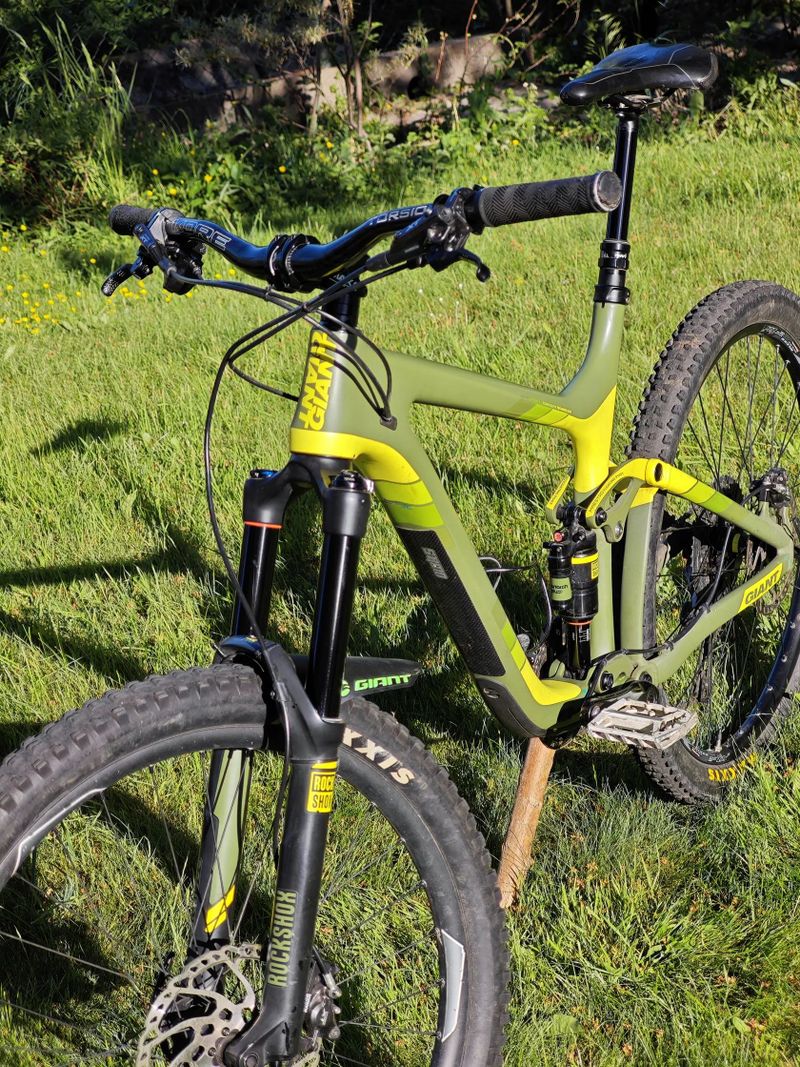 Giant Reign 1 carbon