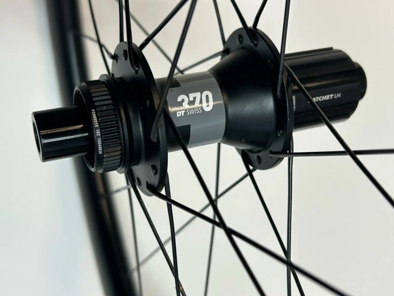 Specialized Roval Terra C karbonová zapletená kola 