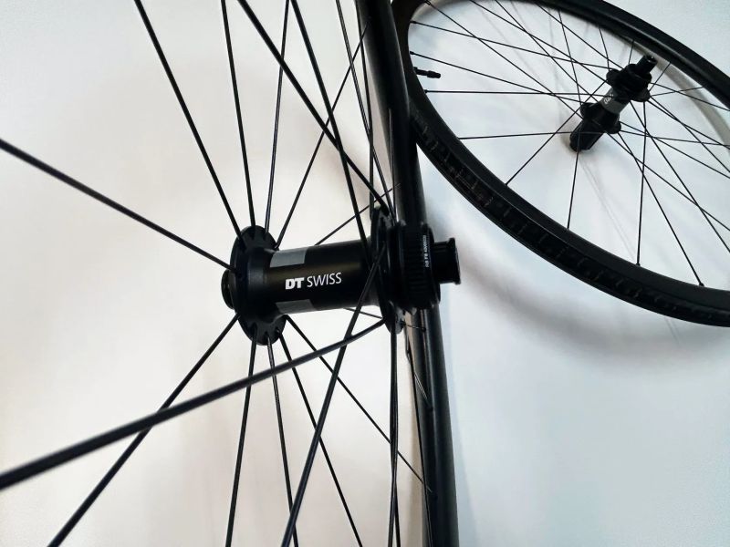 Specialized Roval Terra C karbonová zapletená kola 