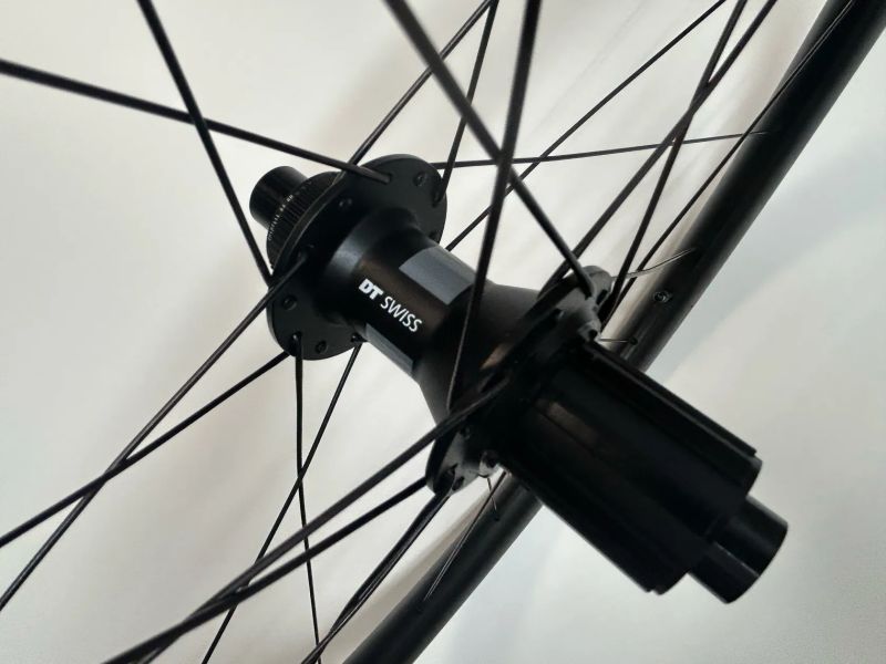 Specialized Roval Terra C karbonová zapletená kola 