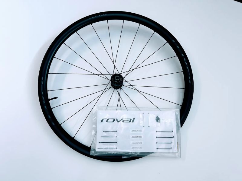 Specialized Roval Terra C karbonová zapletená kola 