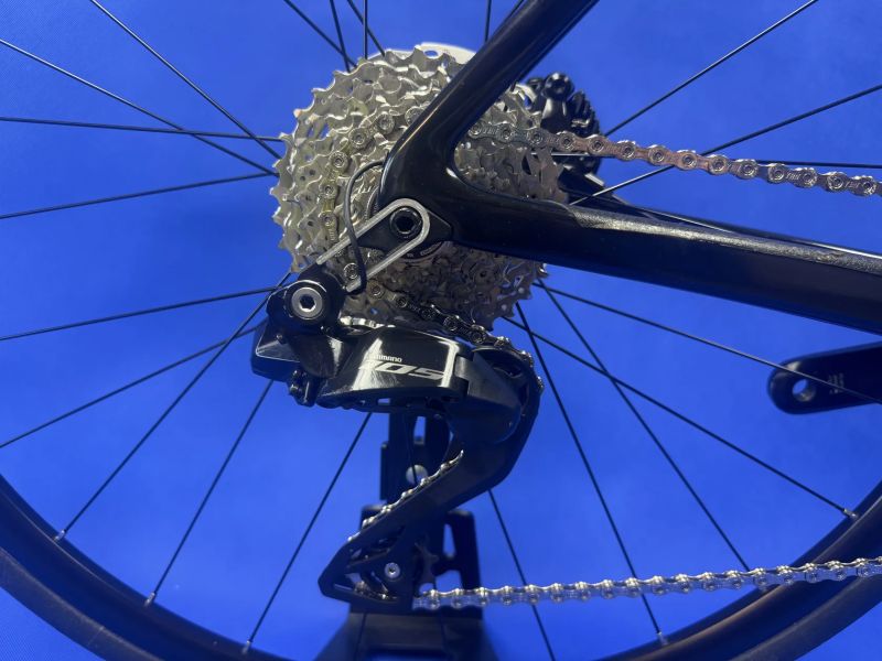 Merida Scultura 6000 Di2 elektrické řaz. 2x12 - kolo číslo 64 vel. M (54cm) pro postavy 175 - 182cm