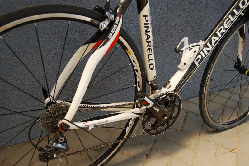 Karbonové silniční kolo Pinarello 53CM