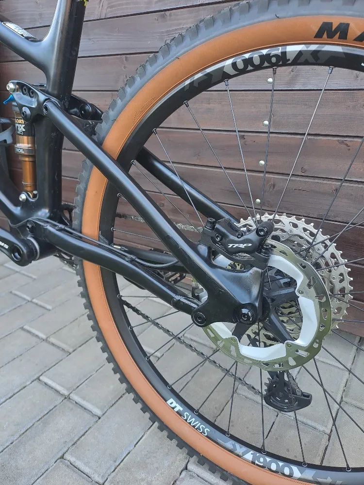V TOP stavu bez oděrek - karbonový trail bike Norco Optic ve velikosti M / kola 27,5er
